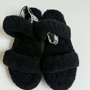 UGG Fluff Yeah Flatform  Slippers